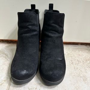 Black ankle booties size 9